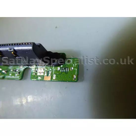 TomTom 7" Active Magnetic Mount Charging Port Repair - Image 2